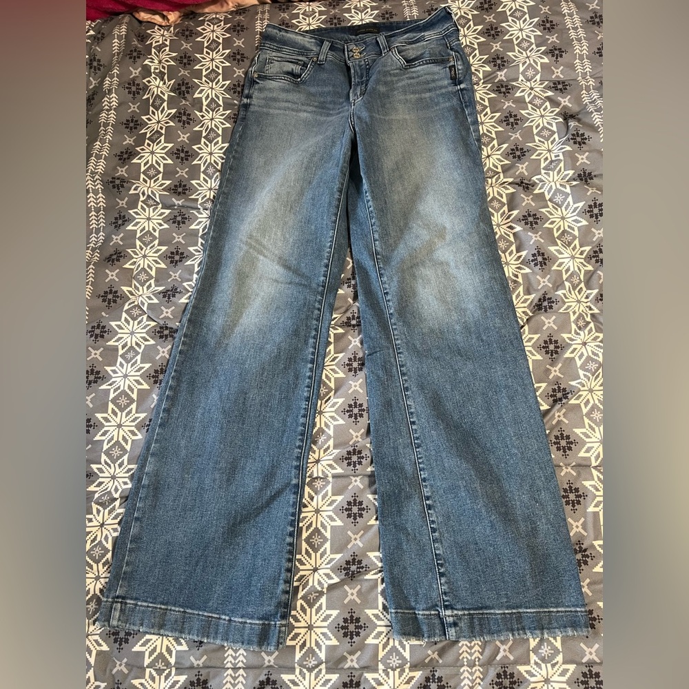 Silver Jeans Women's Flare Blue Denim